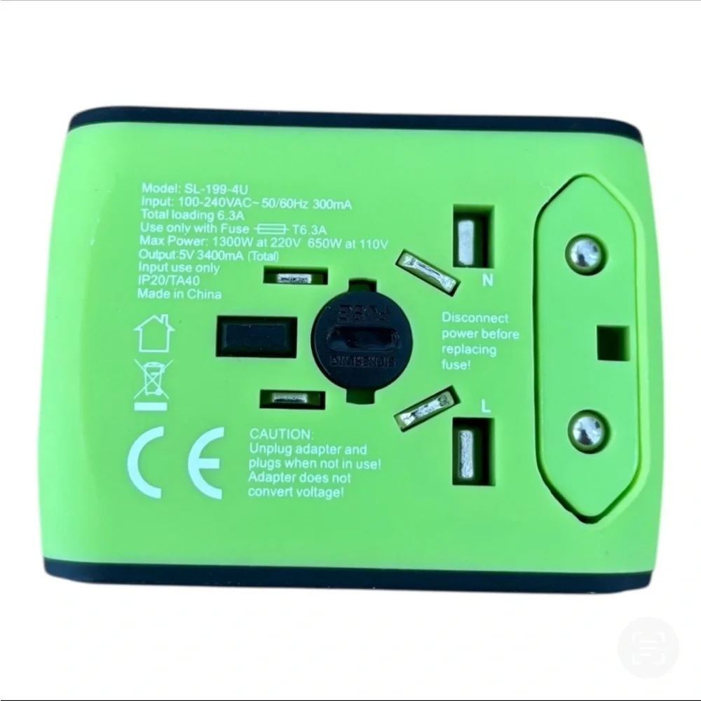 Worldwide Universal Green & Black All-in-One Travel Adapter